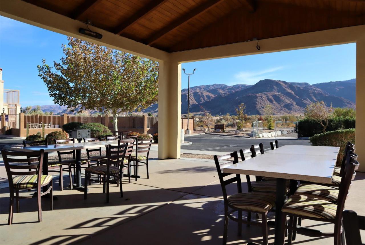 Oasis Inn And Suites 29 Palms Hotel Joshua Tree National Park Twentynine Palms Bagian luar foto
